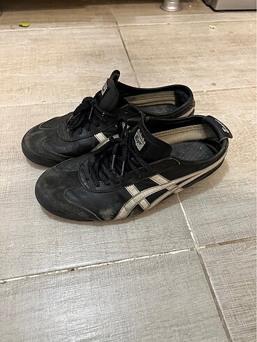 Onitsuka Tiger ONITSUKA TIGER