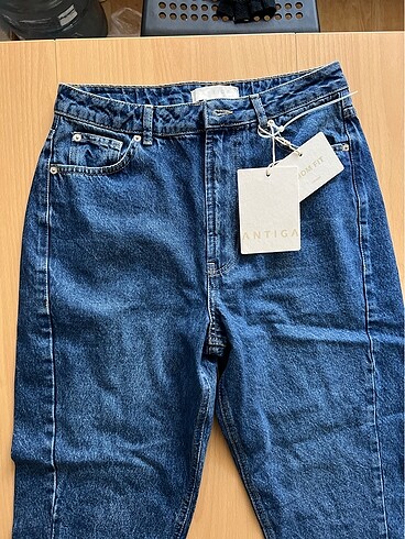 ANTIGA Mom Fit Jean