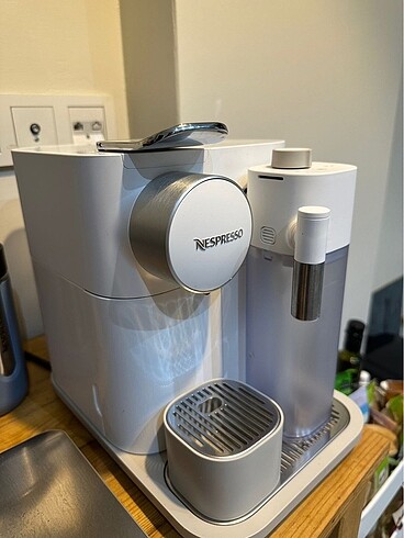 Nespresso f531 kahve makinesi