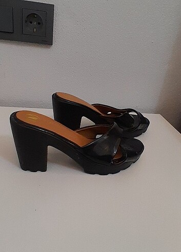 Terlik topuklu - Görsel 2