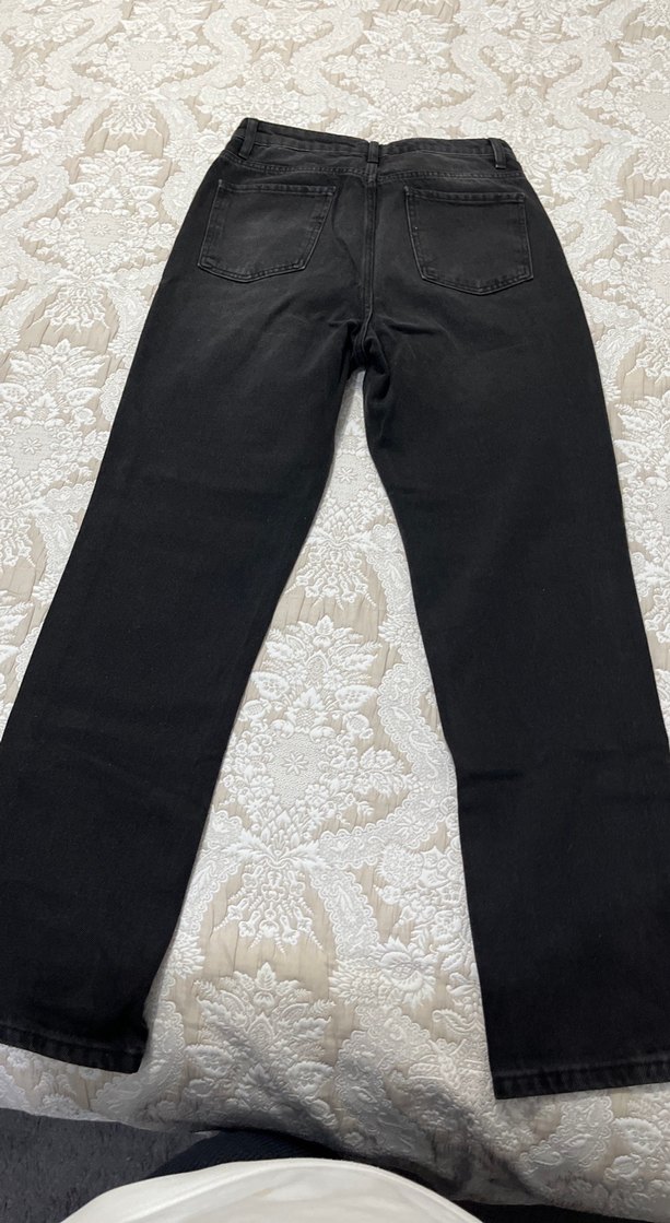 Siyah Yırtık Detaylı  Midi Kot Pantolon - Görsel 5