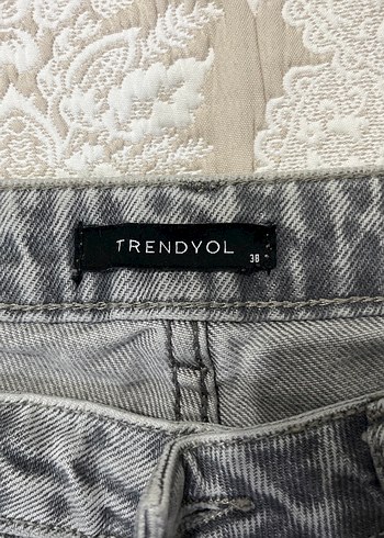 Gri çırtık Detaylı Kadın Denim Pantolon - Görsel 3