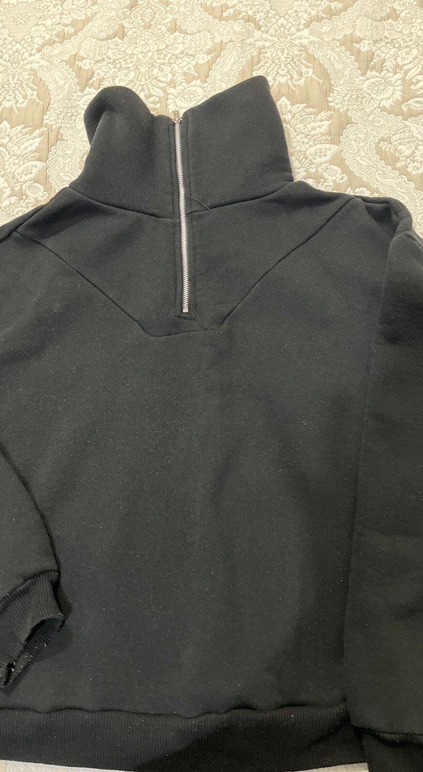 Siyah Yüksek Yaka Fermuarlı Kadın Sweatshirt - Görsel 3