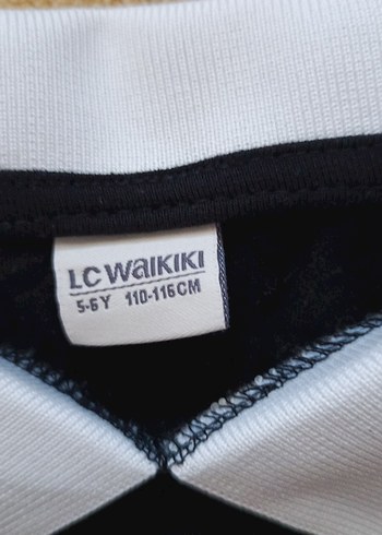 Uzun Kollu Siyah Kız Tişörtü Beyaz Yaka - Görsel 4