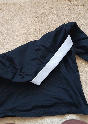 Uzun Kollu Siyah Kız Tişörtü Beyaz Yaka - Görsel 5