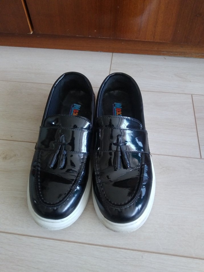 Siyah Püsküllü Erkek Çocuk Loafer Ayakkabı - Görsel 2