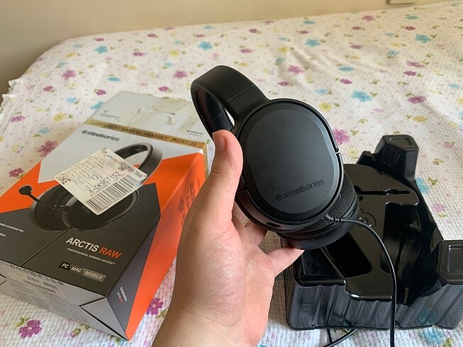 Diğer Steelseries Arctis RAW