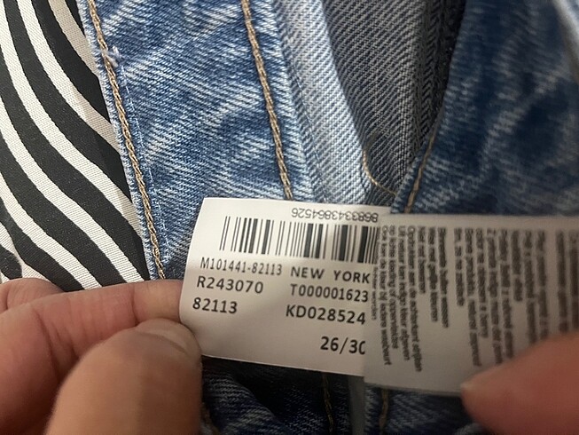 26 Beden mavi Renk Mavi jean