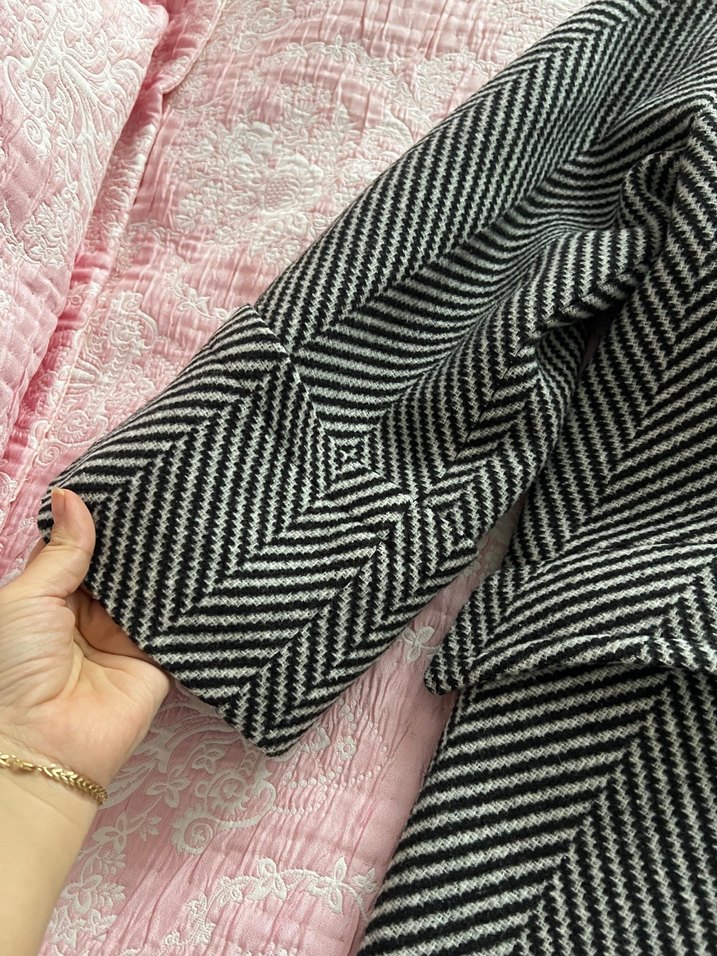 Desenli uzun kaban - Görsel 4