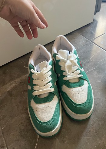 Yeşil Bağcıklı Spor Ayakkabı - Görsel 2