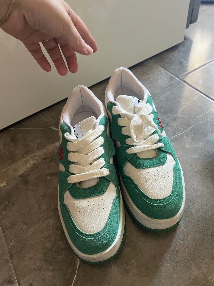 Yeşil Bağcıklı Spor Ayakkabı - Görsel 2