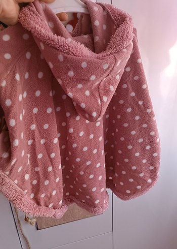 Pembe Puantiyeli Kız Çocuk Düğmeli Panço - Görsel 3