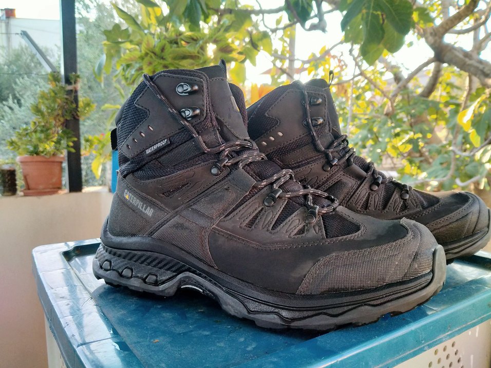 CAT Siyah Bağcıklı Erkek Outdoor Bot - Görsel 2