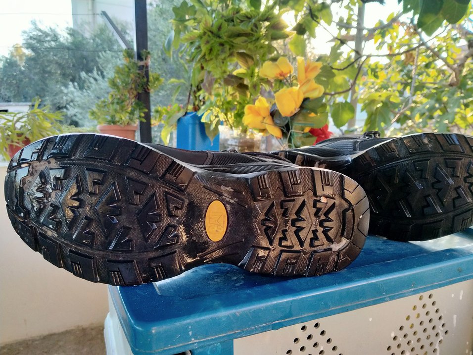 CAT Siyah Bağcıklı Erkek Outdoor Bot - Görsel 3