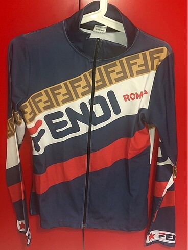 Fendi hırka