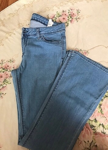 İspanyol paça kot pantolon