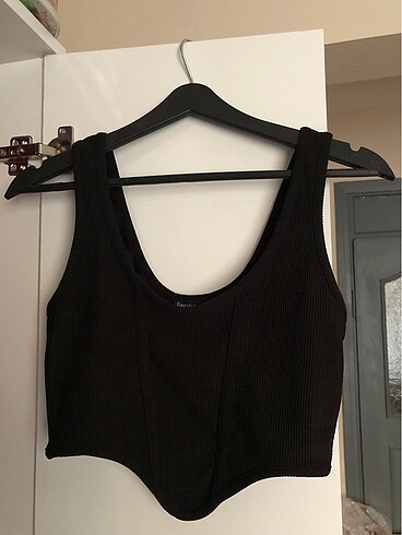 bershka siyah crop