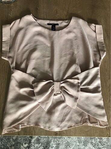 H & M 38 beden pudra bluz?