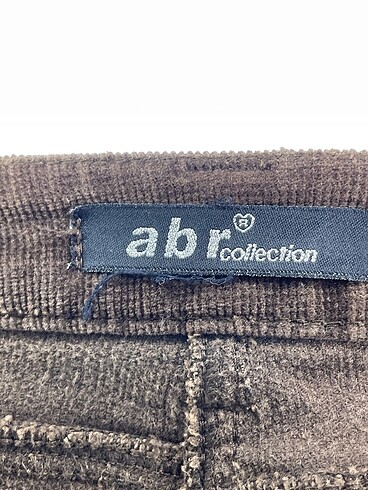 29 Beden kahverengi Renk PreLoved Jean / Kot %70 İndirimli.