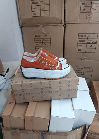 Converse Kahverengi Dolgu Topuklu Kadın Spor Ayakkabı