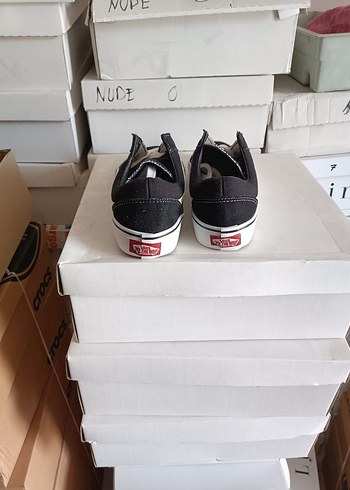 Vans Vans Kadın Siyah Beyaz Cırt Cırtlı Sneakers
