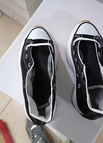 Converse Wanderson run star