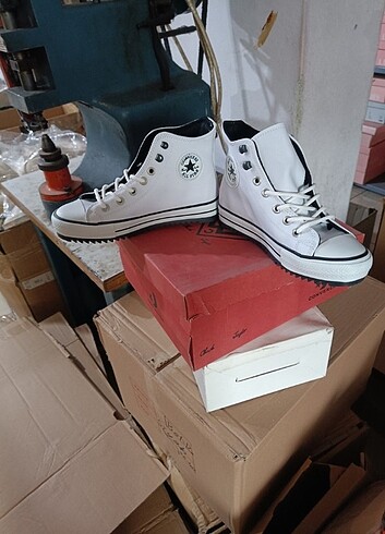 Converse Tam kalıp