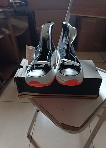Converse Tam kalıp