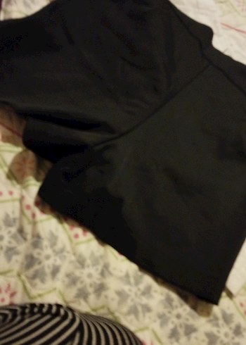 Düğmeli Bej Mini Hamile Şortu - Görsel 4