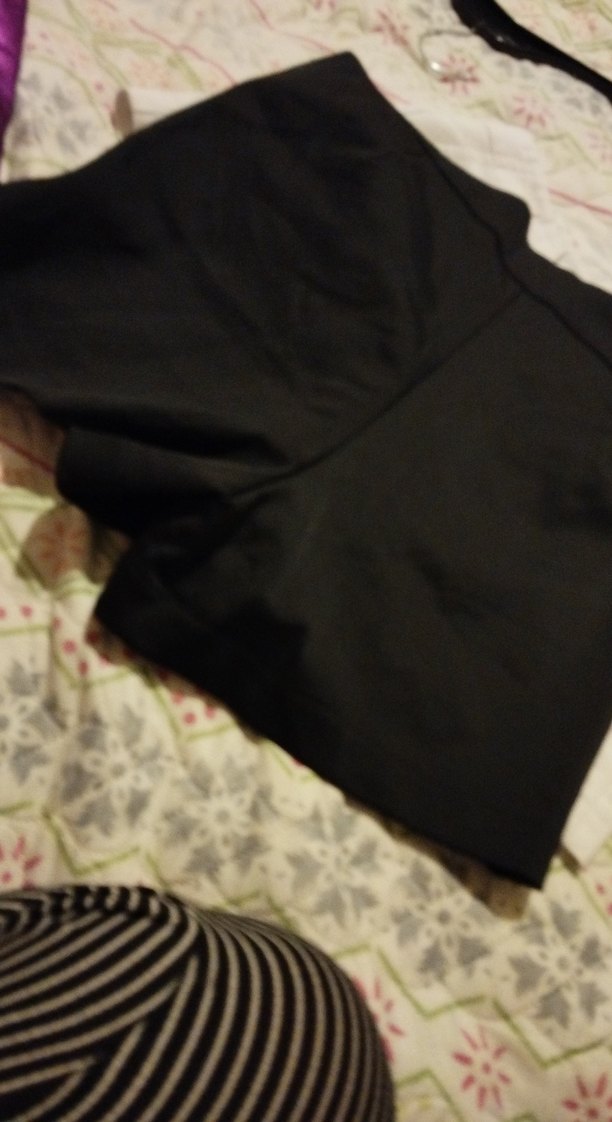 Düğmeli Bej Mini Hamile Şortu - Görsel 4