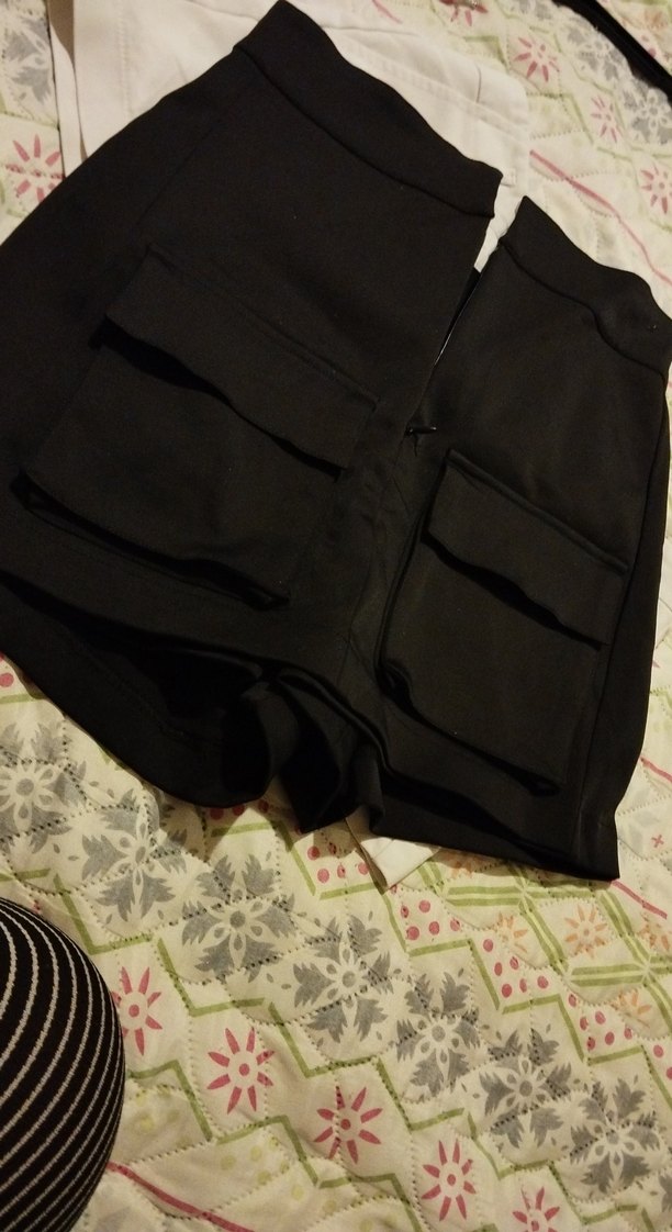 Düğmeli Bej Mini Hamile Şortu - Görsel 3