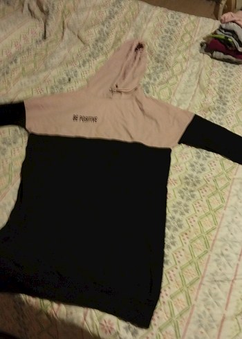 Kapüşonlu Siyah Kadın Sweatshirt