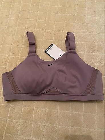 Nike spor sütyen