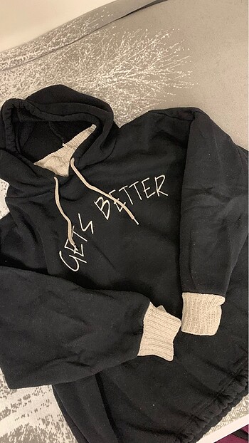 Kapüşonlu sweat