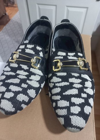 Tokalı Yılan Desenli Kadın Babet - Görsel 2