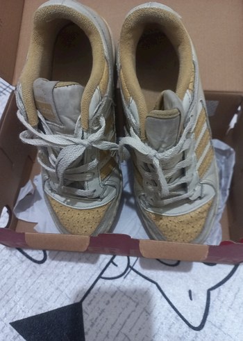 Kadın Beyaz Bağcıklı Spor Ayakkabı adidas - Görsel 3