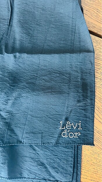 Levidor şal