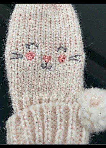 Nakışlı Beyaz Örgü Kız Eldiveni - Görsel 3