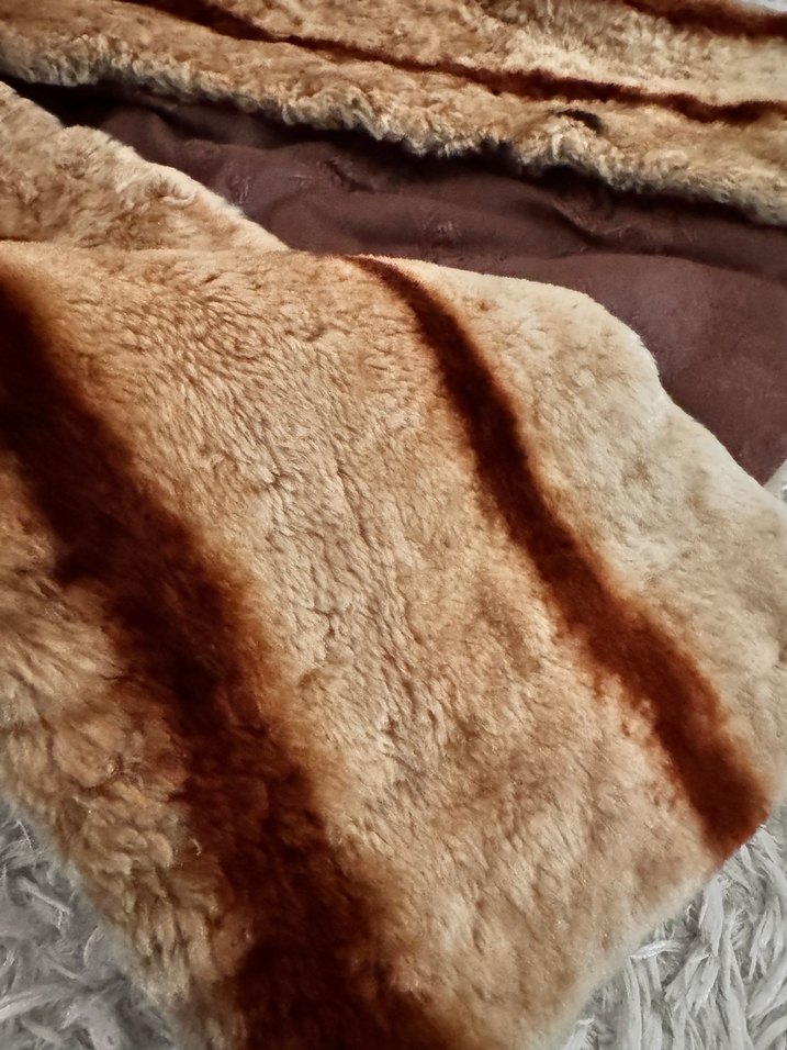 Kahverengi Uzun Kollu  Kadın Peluş Ceket - Görsel 5