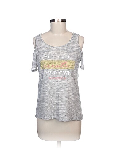LC Waikiki T-shirt %70 İndirimli.