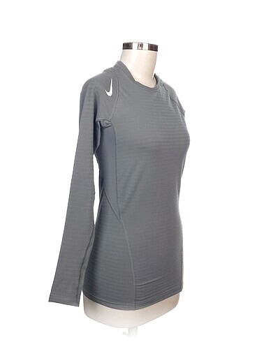 Nike Nike Sweatshirt %70 İndirimli.