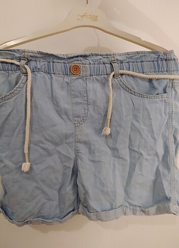 11-12 Yaş Beden Kot pantolon şort 