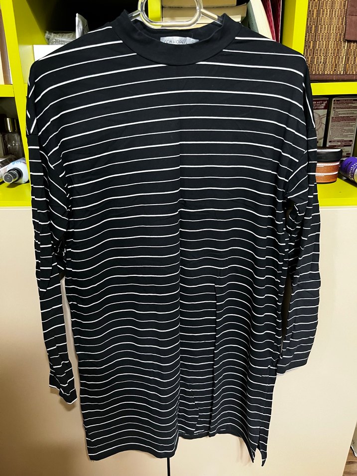 Uzun Kollu Siyah Çizgili Modest Tunik - Görsel 2