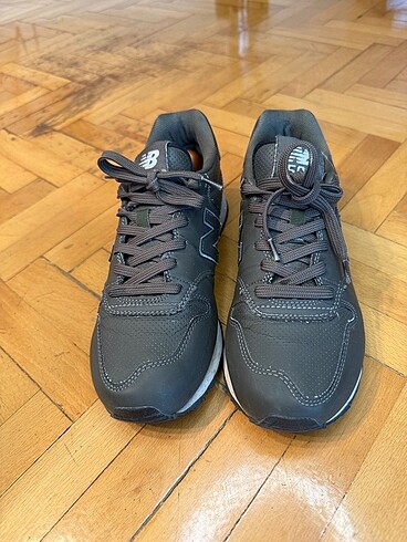 New Balance 505