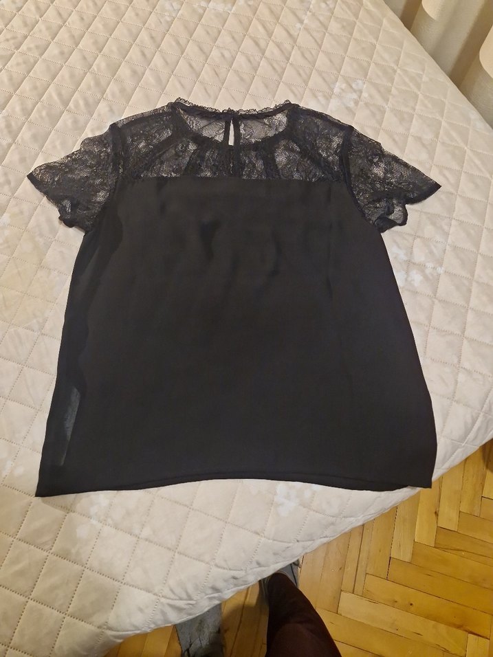 Zara,Dantel Detaylı Siyah Kısa Kollu Bluz - Görsel 2