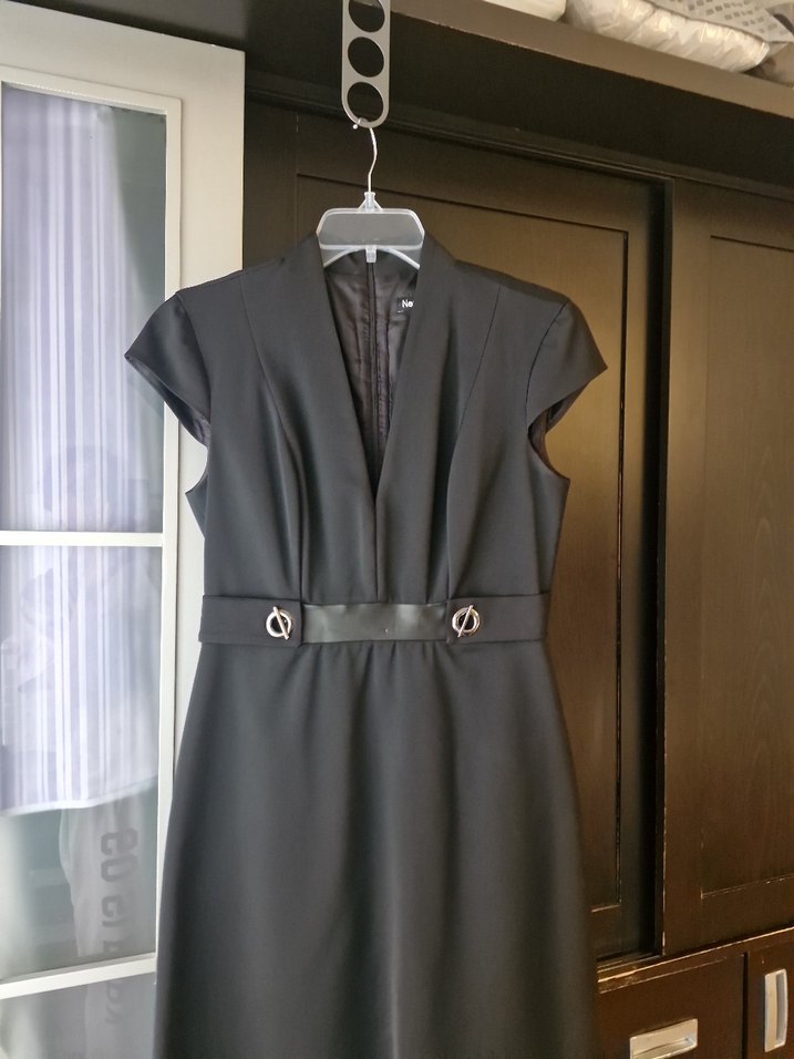 Network, S beden,Siyah, V Yaka, Kemerli Ofis Elbisesi - Görsel 2