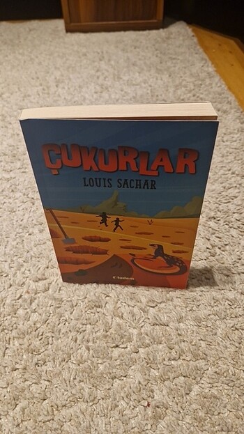  Beden Çukurlar, Louis Sachar