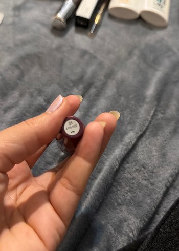 KIKO Bordo Parlak Ruj - Görsel 2