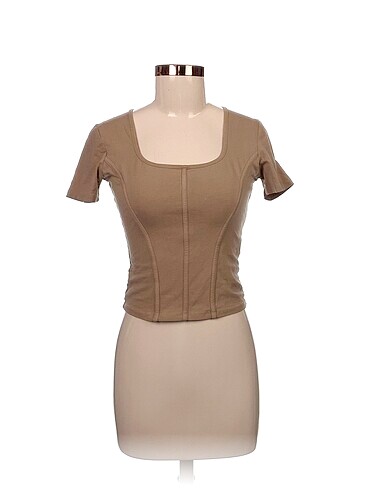 Penti T-shirt %70 İndirimli.