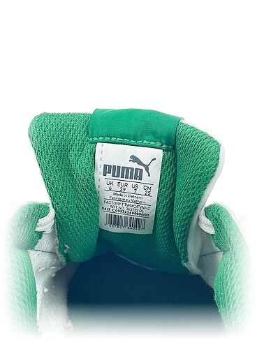 39 Beden Puma Spor Ayakkabı %70 İndirimli.